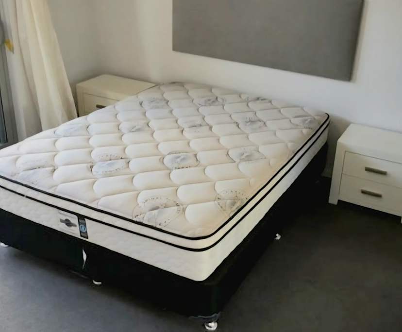 $350, Flatshare, 2 bathrooms, Woolloongabba QLD 4102