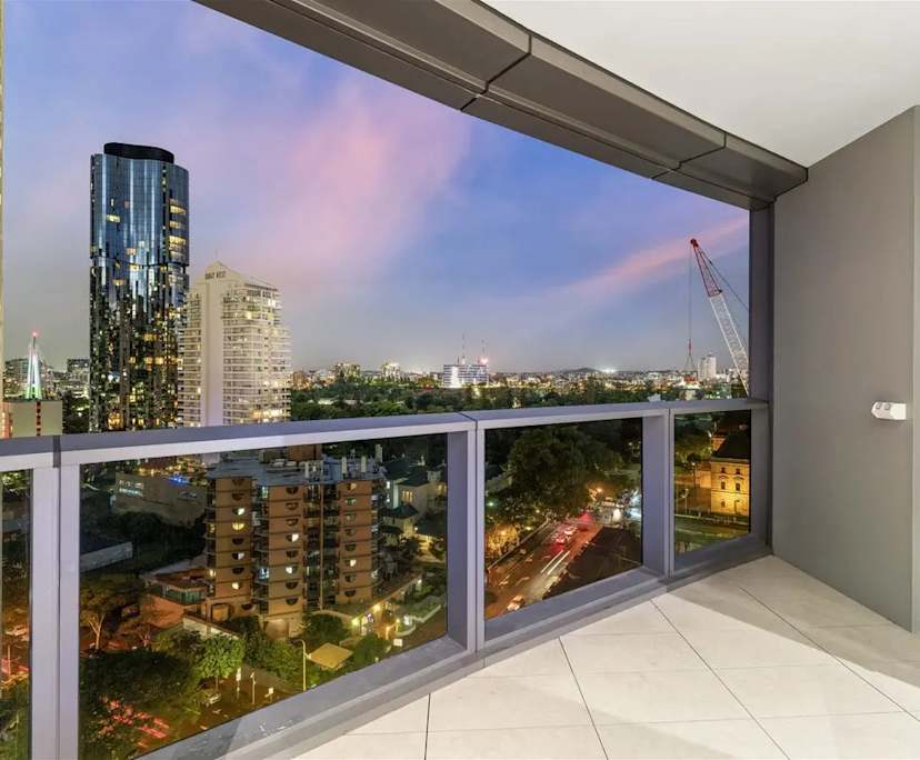 $800, 1-bed, 1 bathroom, Brisbane City QLD 4000