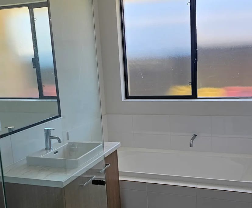 $290, Share-house, 2 rooms, Treeby WA 6164, Treeby WA 6164