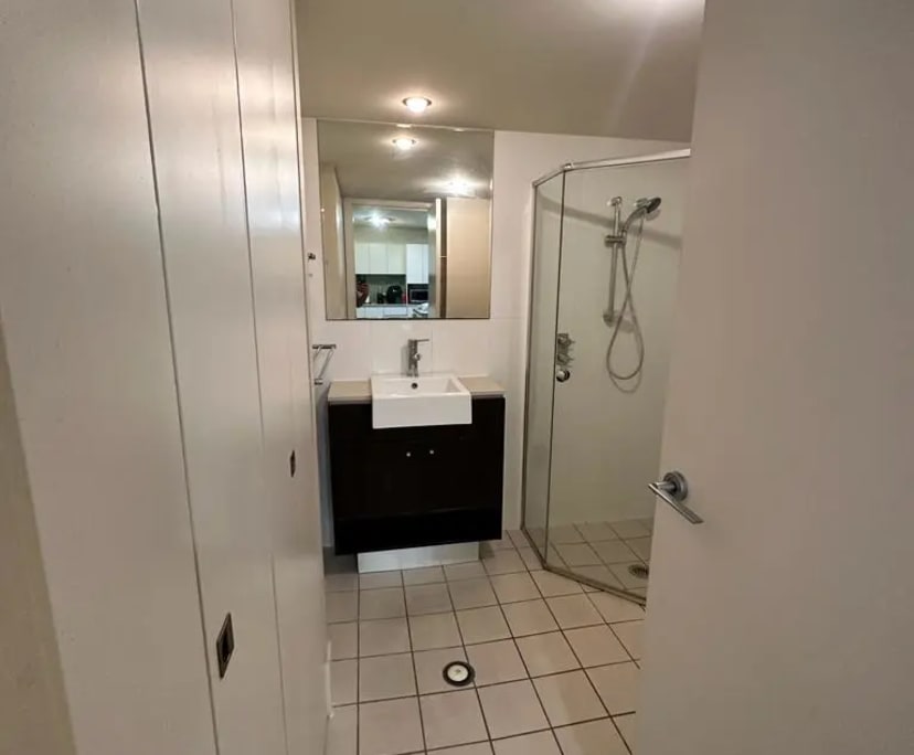 $470, Flatshare, 2 bathrooms, Brisbane City QLD 4000