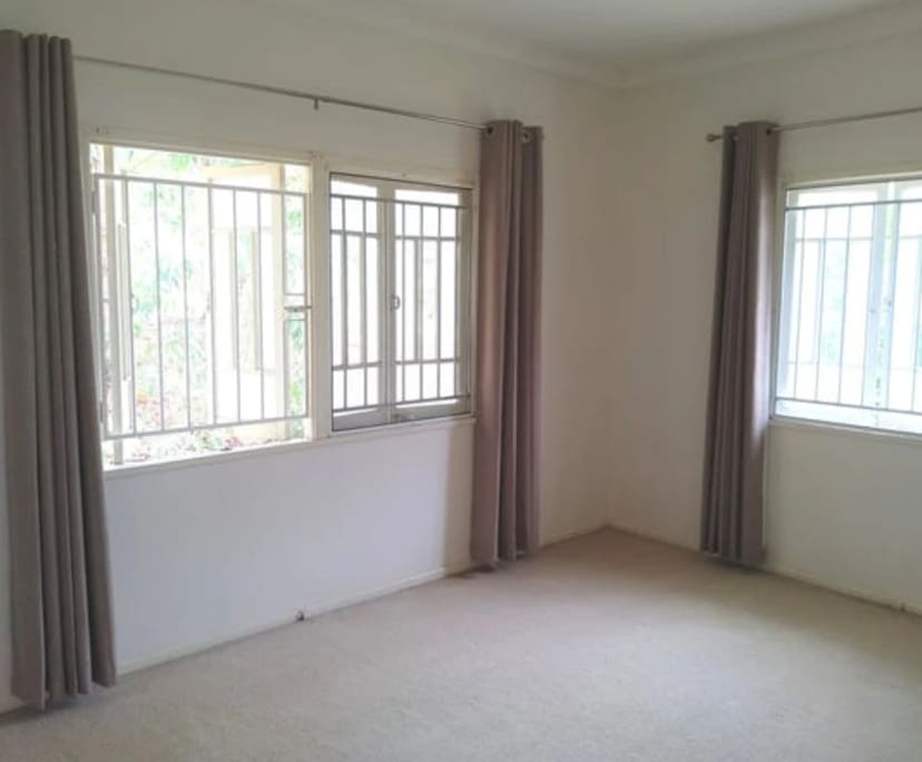 Unfurnished room in a share house