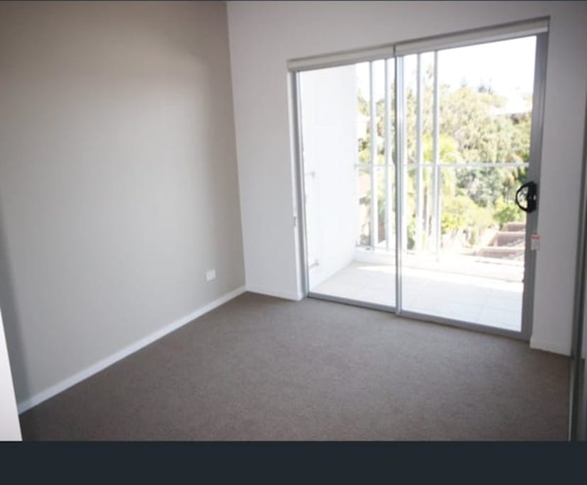 Whole property with 2 rooms for rent