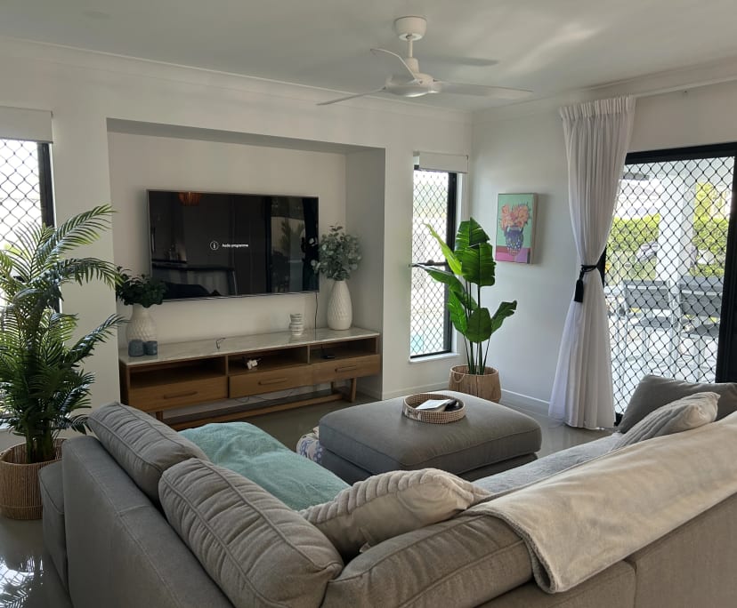 Furnished room in a share house