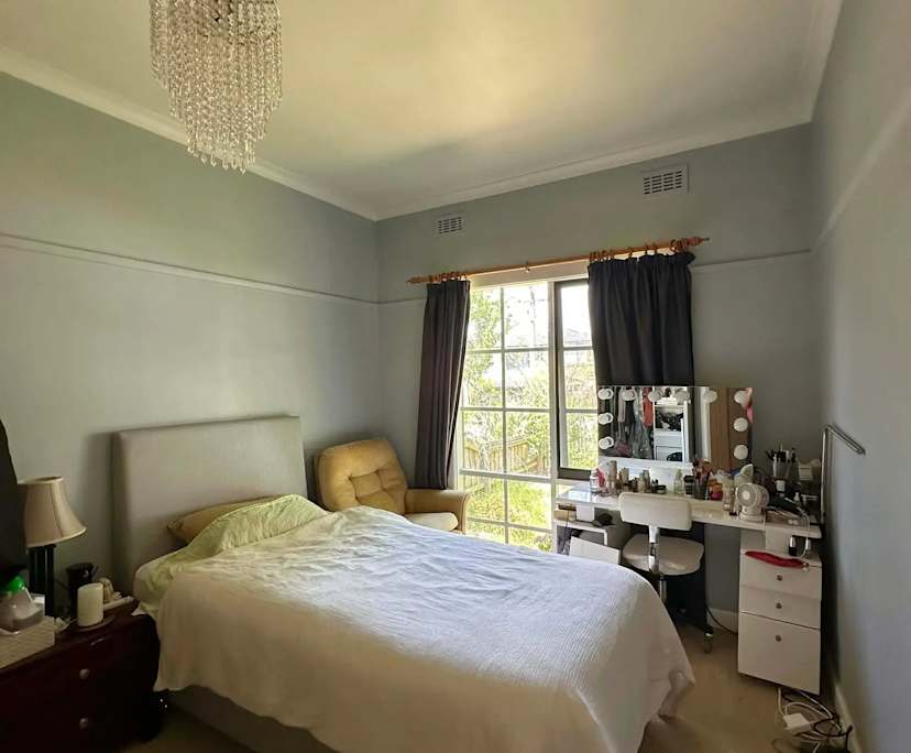 Unfurnished room in a share house