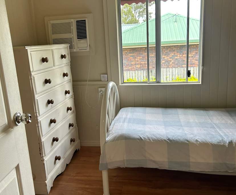 $350, Share-house, 4 bathrooms, Howard QLD 4659