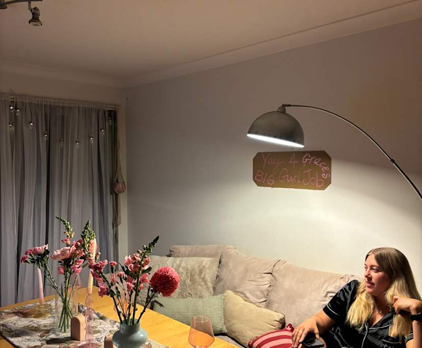 Unfurnished room in a flatshare