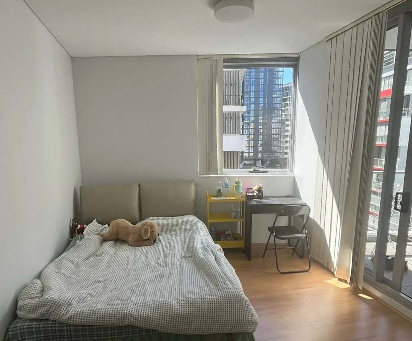 Furnished room with own bathroom