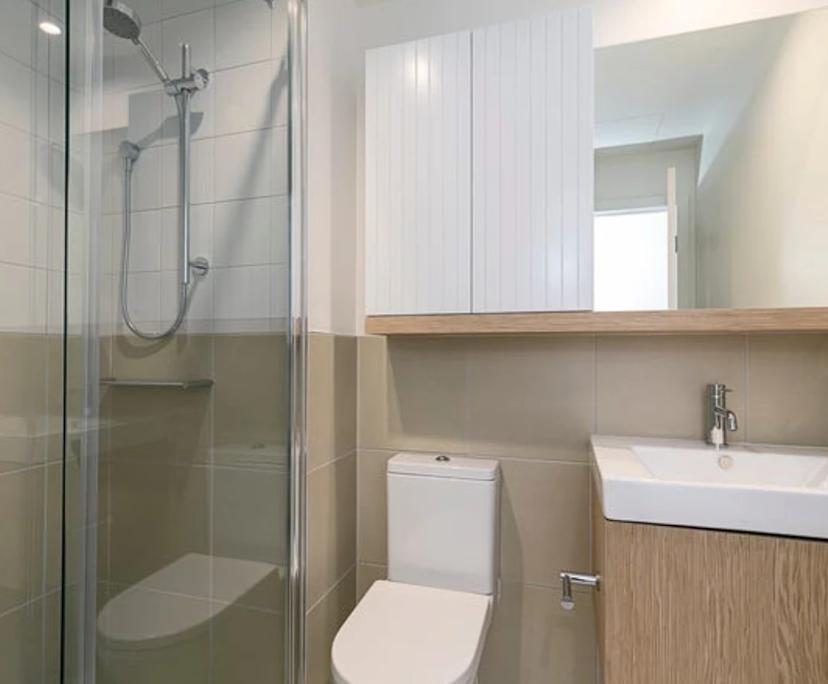 Unfurnished room in a flatshare