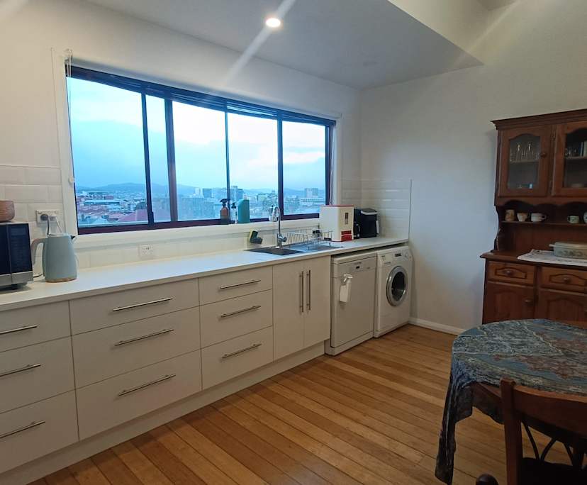 Unfurnished room in a share house