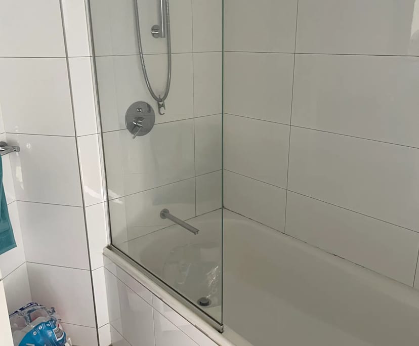 $300, Flatshare, 2 bathrooms, Glen Waverley VIC 3150