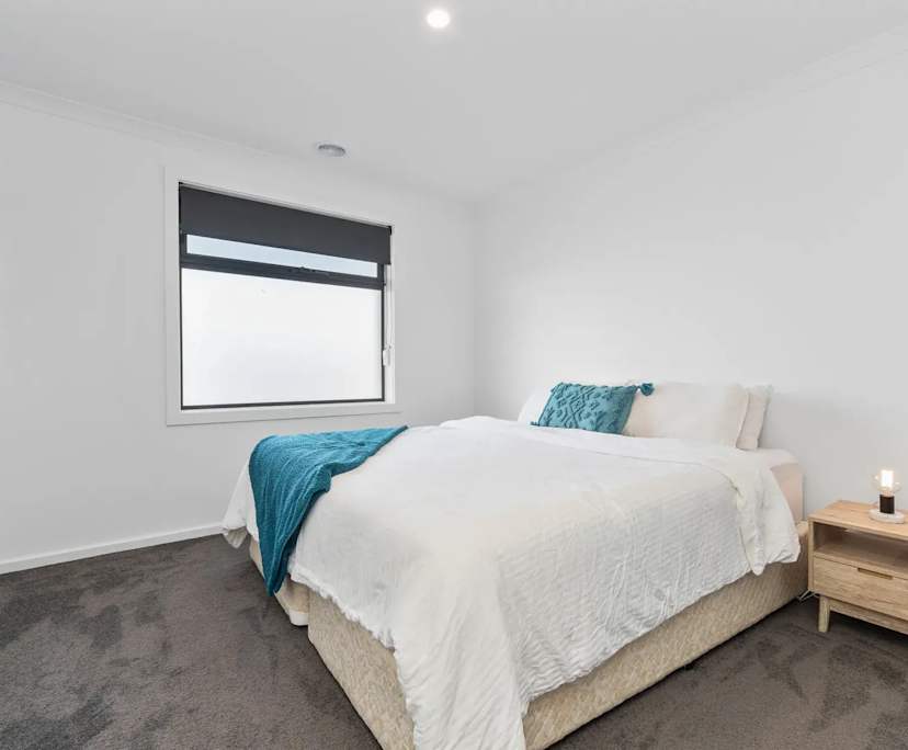 Unfurnished room in a share house