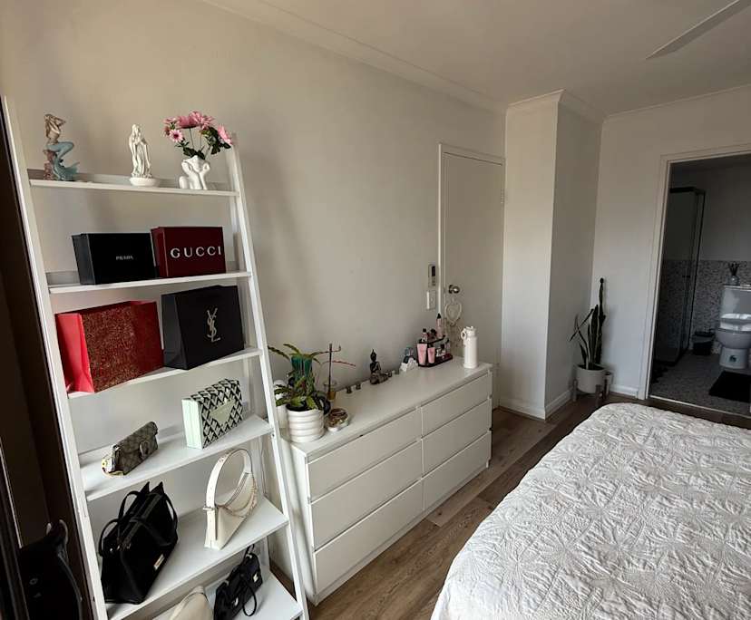 $850, 1-bed, 1 bathroom, Darlinghurst NSW 2010