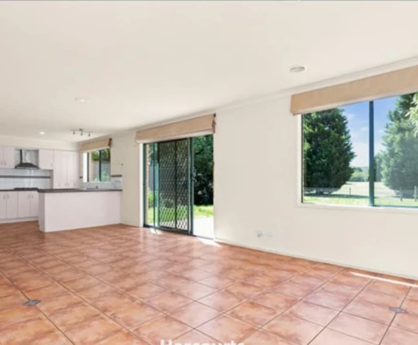 propertyImage