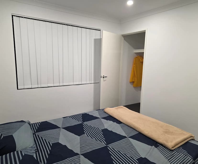 $300, Share-house, 5 bathrooms, Beckenham WA 6107