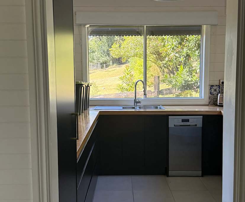 $600, Whole-property, 2 bathrooms, Bexhill NSW 2480