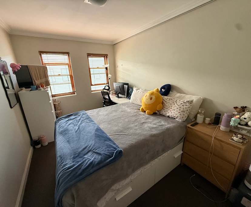 Furnished room in a share house