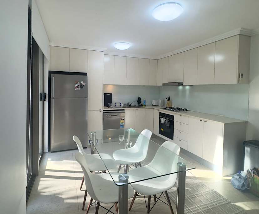 Furnished room in a flatshare