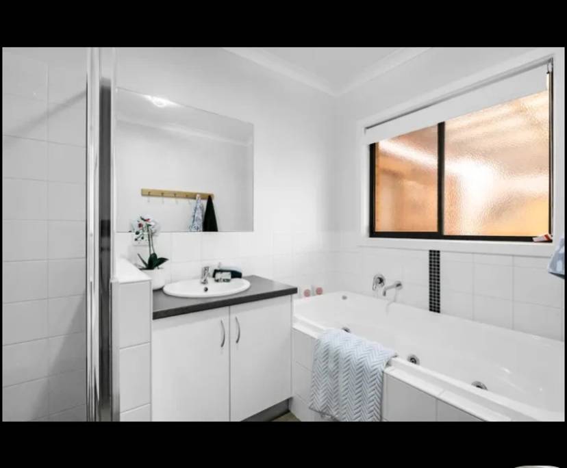 Furnished room with ensuite in a share house