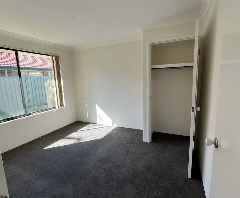 Room in a share house