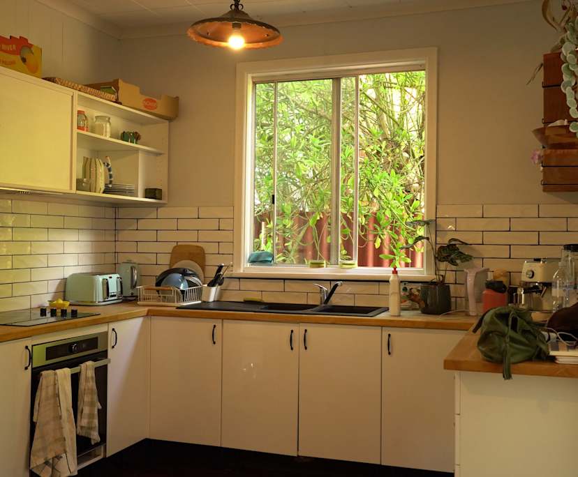 Furnished room in a share house