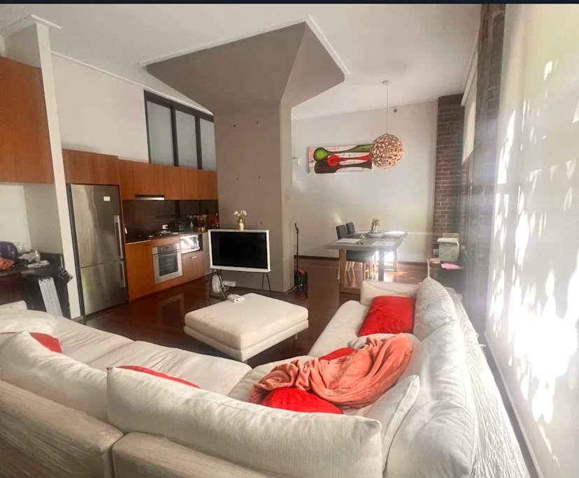 Furnished room with ensuite in a flatshare