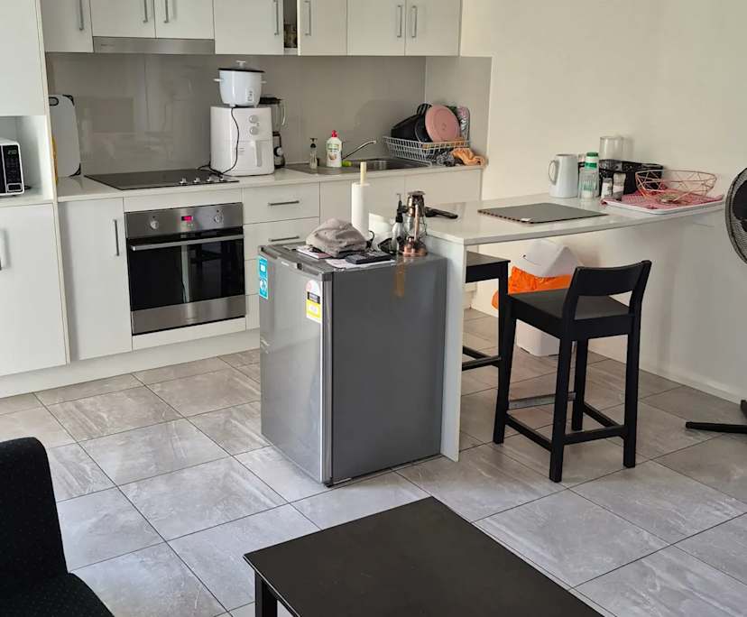 $290, Share-house, 2 bathrooms, Kearneys Spring QLD 4350