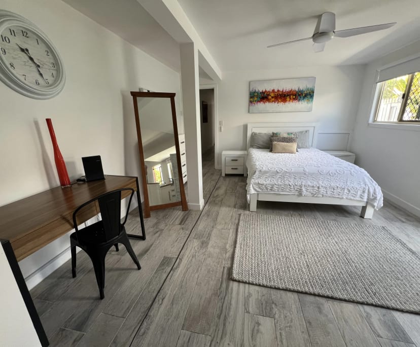 Furnished room studio flat for rent