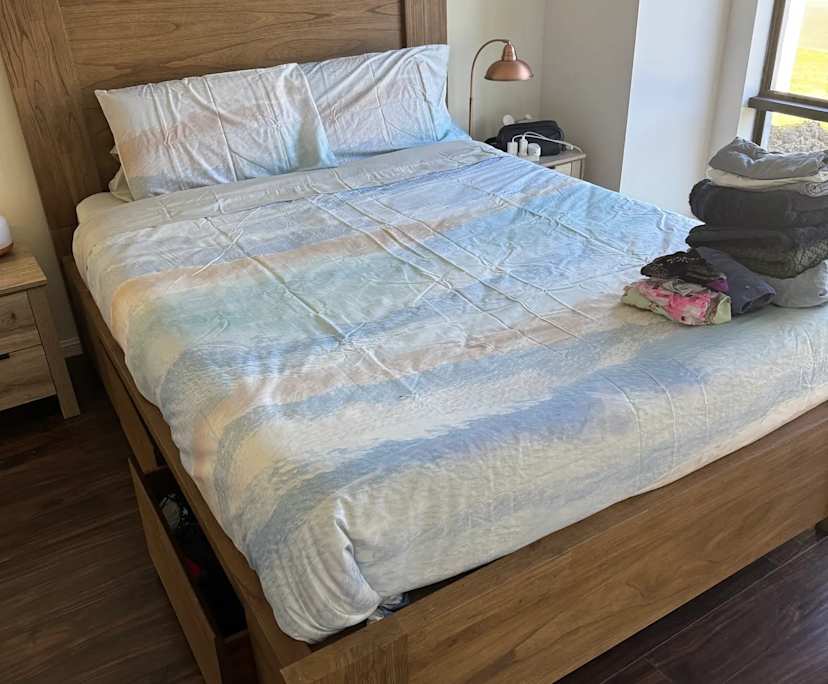 $350, Student-accommodation, 3 bathrooms, Helensvale QLD 4212