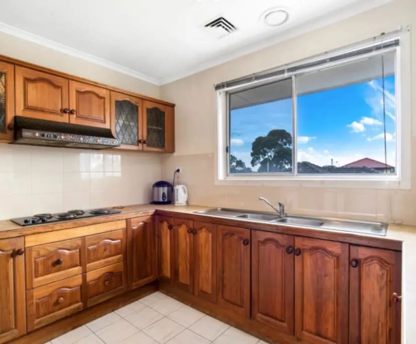 $195, Share-house, 5 bathrooms, Altona VIC 3018