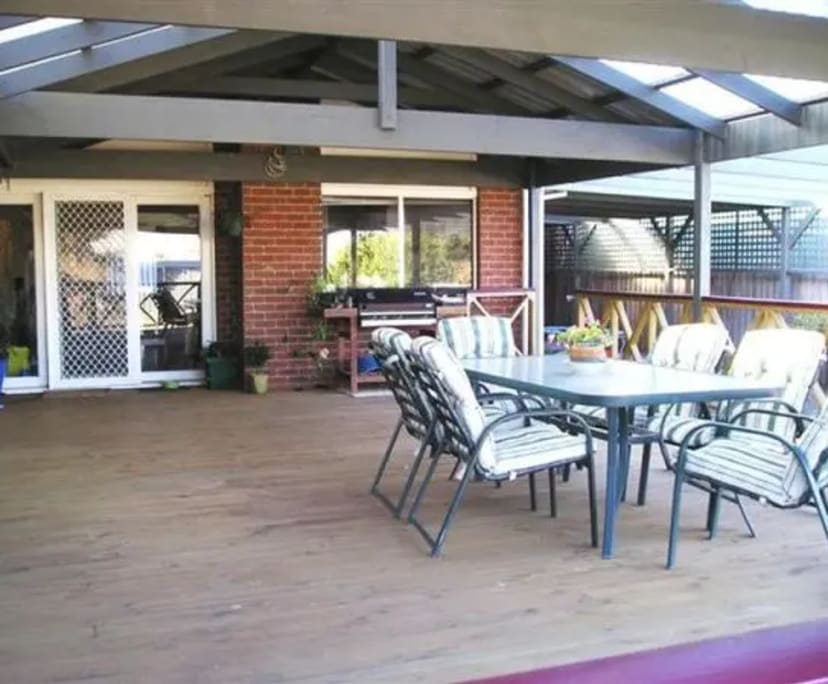 Student for Rent in Hoppers Crossing,