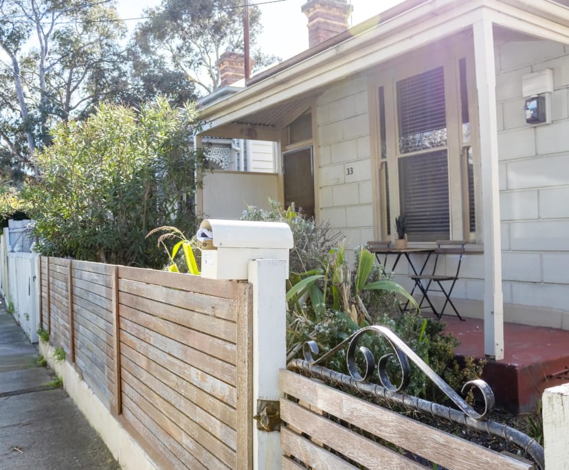 $1,025, Whole-property, 3 bathrooms, Prahran VIC 3181