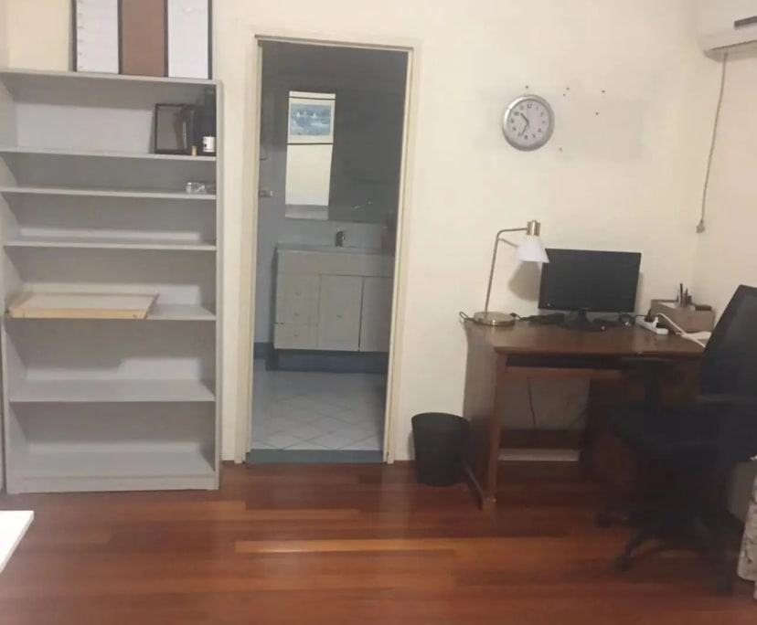 Room for Rent in Ashfield, Sydney 380, Furnished,...