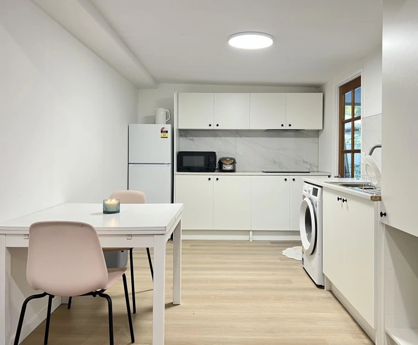 Whole property with 2 rooms for rent