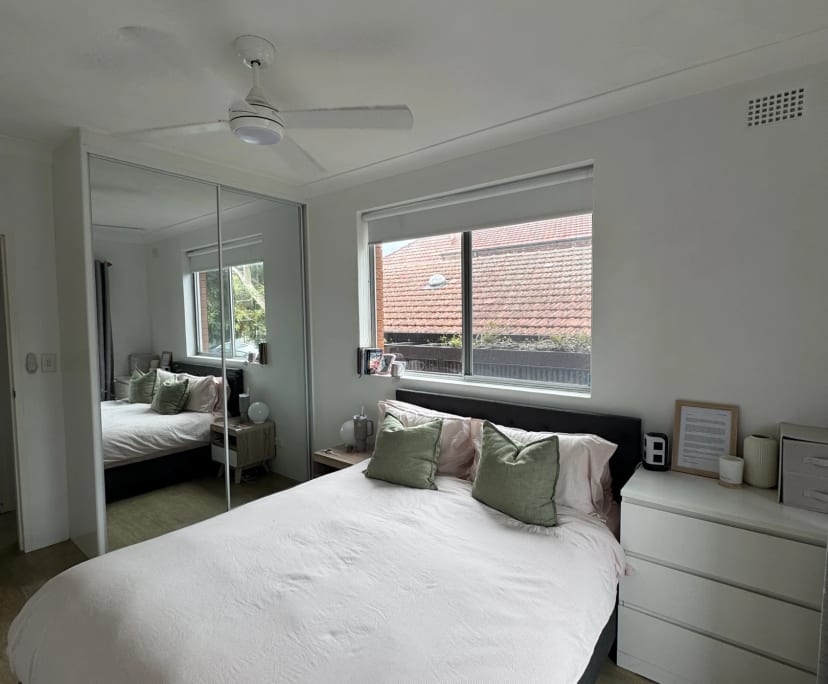 Furnished room in a flatshare