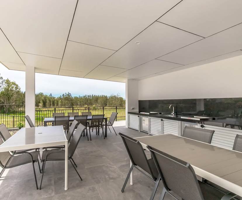 $500, Share-house, 4 bathrooms, Merrimac QLD 4226