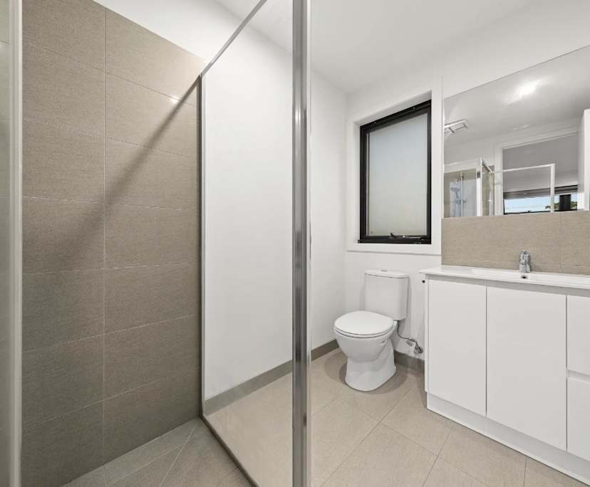 $350, Share-house, 3 bathrooms, Narre Warren VIC 3805