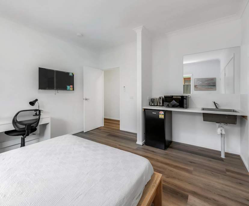 $355, Share-house, 4 bathrooms, Glenroy VIC 3046