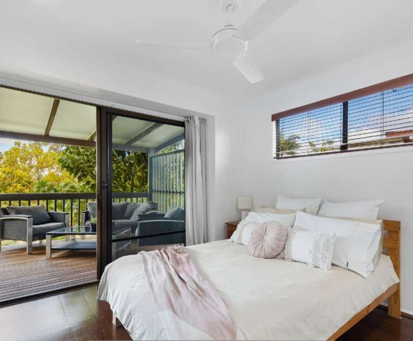 Whole property with 2 rooms for rent