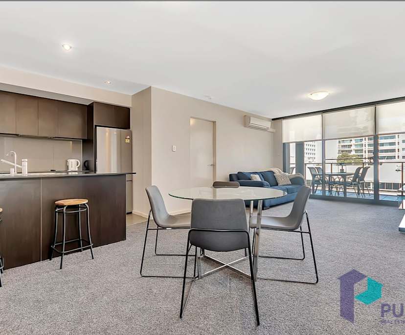 Furnished room with own bathroom