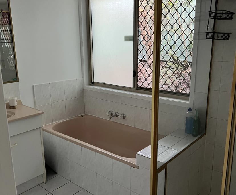 $280-500, Share-house, 3 rooms, Molendinar QLD 4214, Molendinar QLD 4214