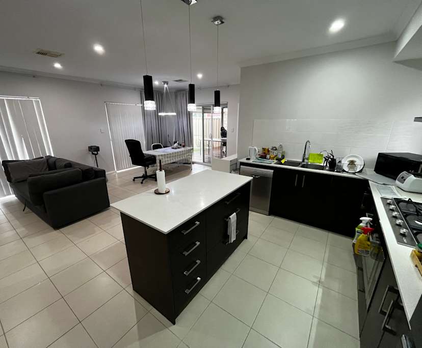 $350, Share-house, 2 rooms, Beckenham WA 6107, Beckenham WA 6107