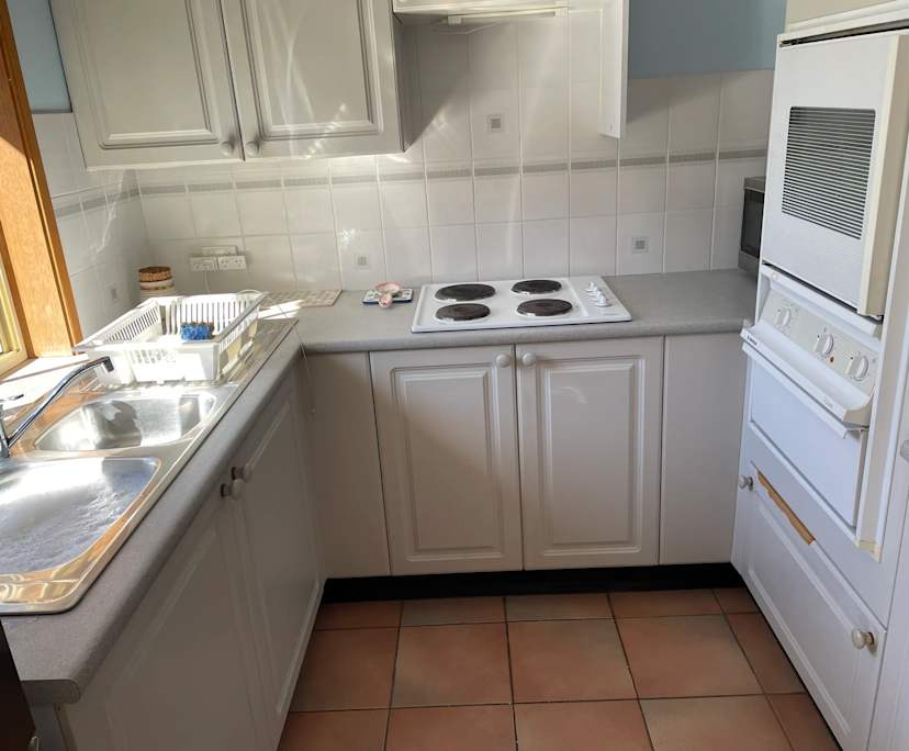 $320, Flatshare, 1 bathroom, Bateau Bay NSW 2261