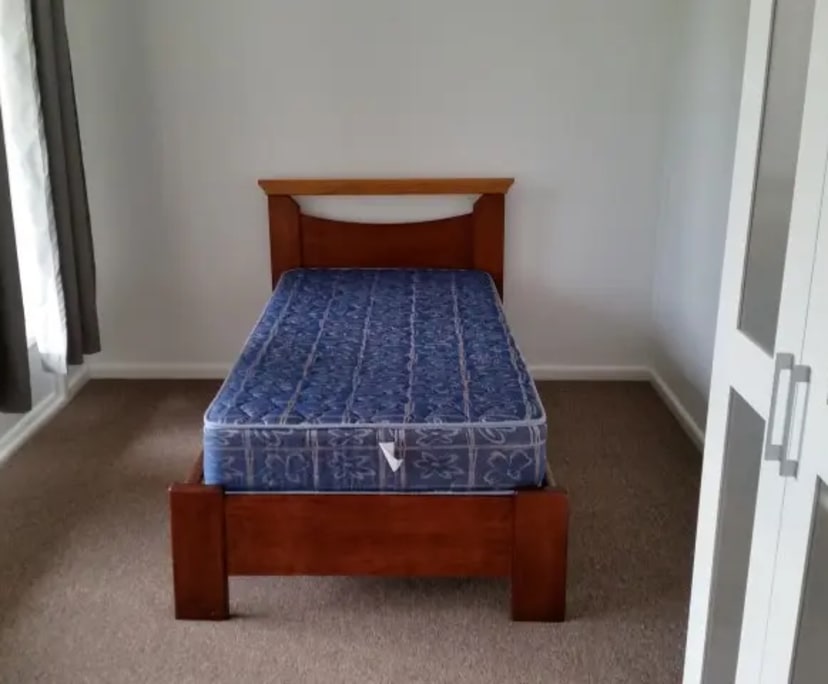 $210, Student-accommodation, 6 bathrooms, North Lambton NSW 2299