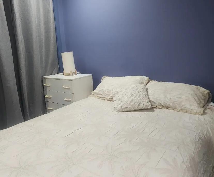Room in a share house