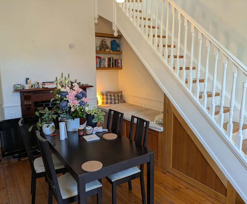 Unfurnished room with ensuite in a flatshare