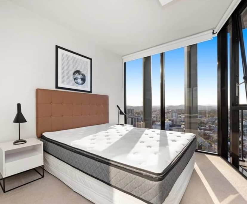 $800, 1-bed, 1 bathroom, Brisbane City QLD 4000