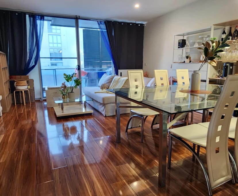 Furnished room in a flatshare