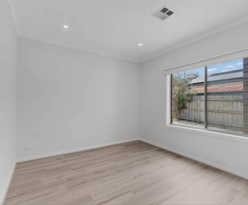 $235, Share-house, 3 bathrooms, Springvale VIC 3171