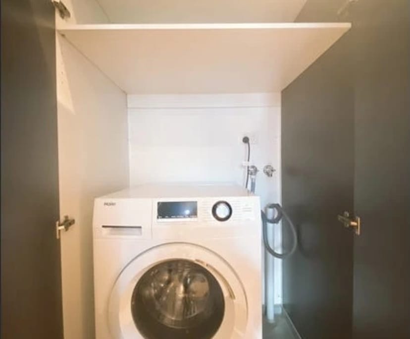 $440, Flatshare, 2 bathrooms, Melbourne VIC 3000