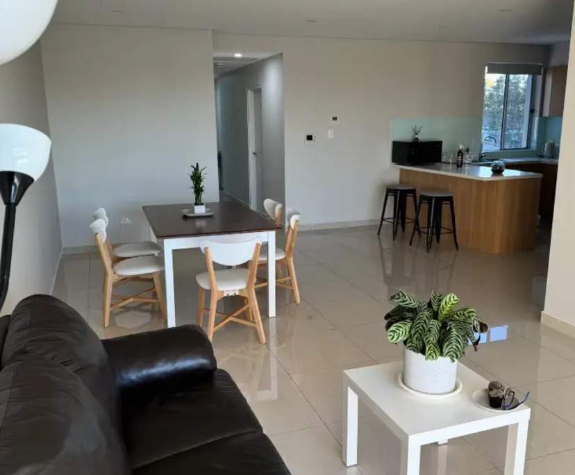 Whole property with 2 rooms for rent